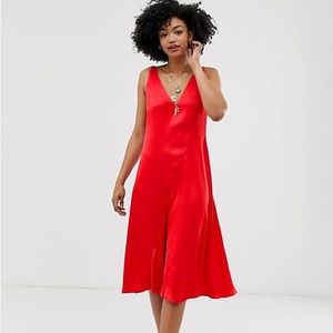 & Other Stories Sleeveless Bias Cut Midi Dress in Red Size 6